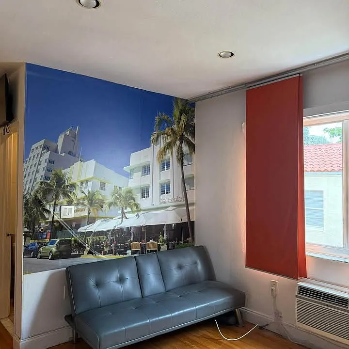 1525 Meridian Ave #206