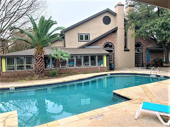 3rd image of 7685 Northcross Dr Unit 524