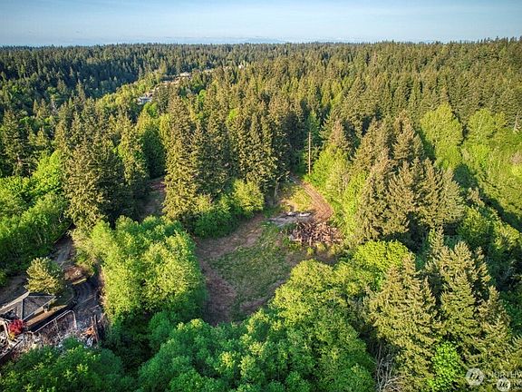 4th image of 6920 Fisher Road