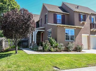 1223 Daffodil Dr, Napa, CA