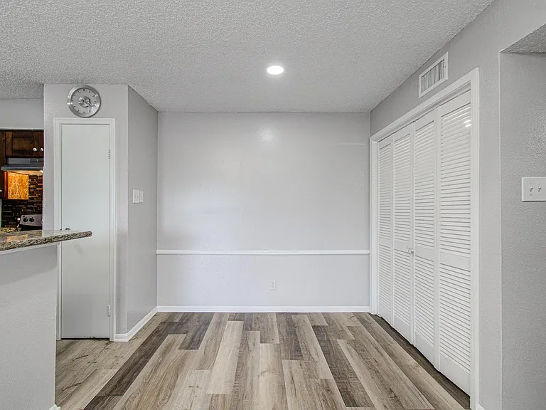 10101 S Gessner Rd #405 — Photo 11