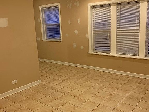 4th image of 7848 S Luella Ave