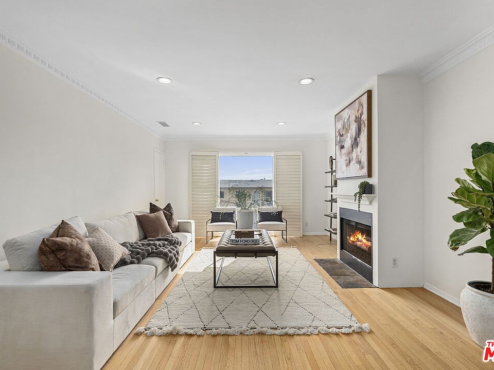 1st image of 1275 N Harper Ave APT 11