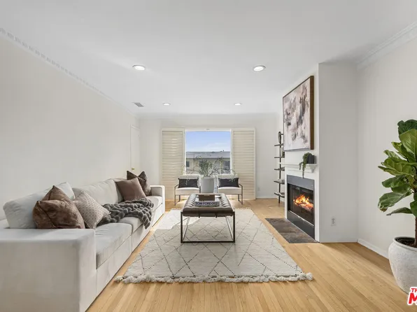 1275 N Harper Ave APT 11, West Hollywood, CA 90046