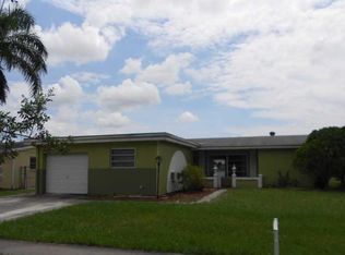 3713 SW 68th Ave, Hollywood, FL 33023