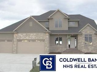 9312 S 28th Model St, Lincoln, NE 68516