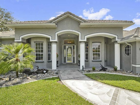3rd image of 395 Baytree Dr