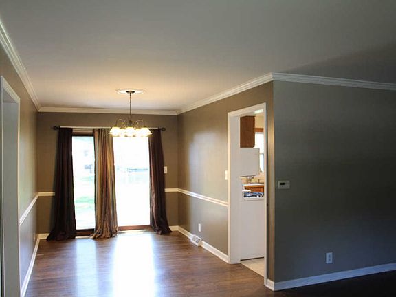 4th image of 304 Farview Dr