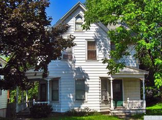 53 Fairview Ave, Hudson, NY 12534