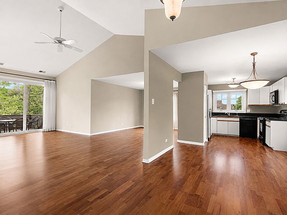 5th image of 13434 S Westview Dr #Villa4