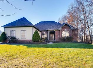 2915 Woods Pl, New Albany, OH 43054