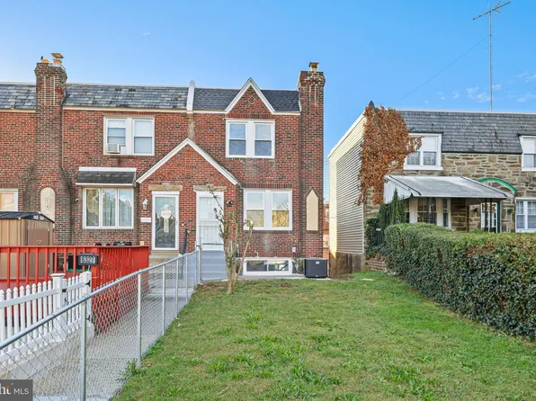 6325 Walker St, Philadelphia, PA 19135