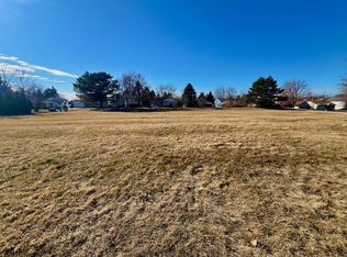 8535 South AMANDA COURT, Oak Creek, WI 53154