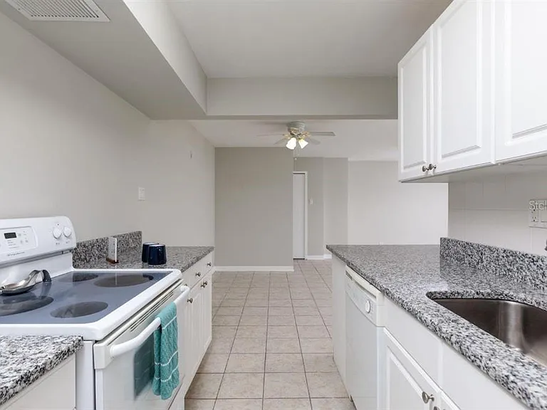 10355 Paradise Blvd #103 — Photo 11