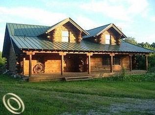 10100 Cook Rd, Fenton, MI 48430