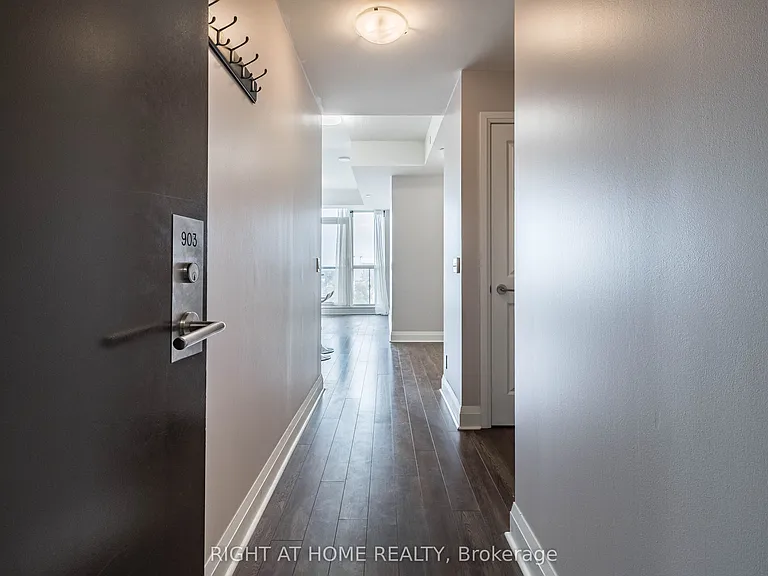 17 Zorra St #903 — Photo 5