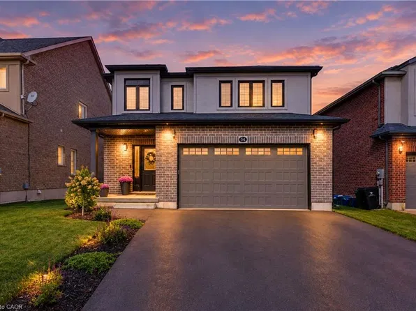 541 Brittania Cres, Kitchener, ON N2R 0B1