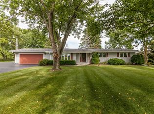 2042 Terry Rd, Hartford, WI 53027