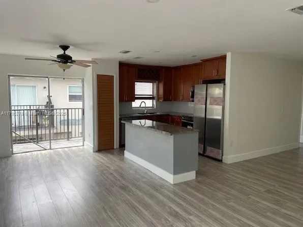 5209 NW 18th St APT 3E, Fort Lauderdale, FL 33313
