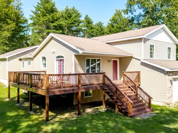 221 Scottsville Rd, Mehoopany, PA 18629
