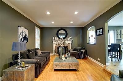 3rd image of 716 Heatherstone Dr