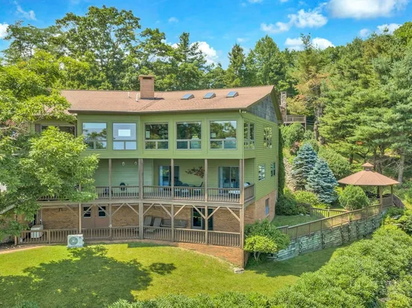 140 Foggy Hollow, Blowing Rock, NC 28605