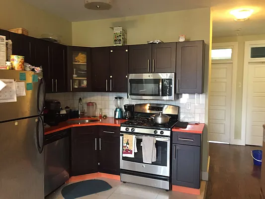 Rented by Prime Square Realty | media 21