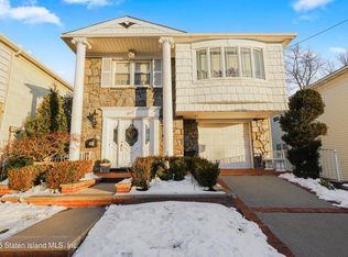 207 Freedom Ave, Staten Island, NY 10314