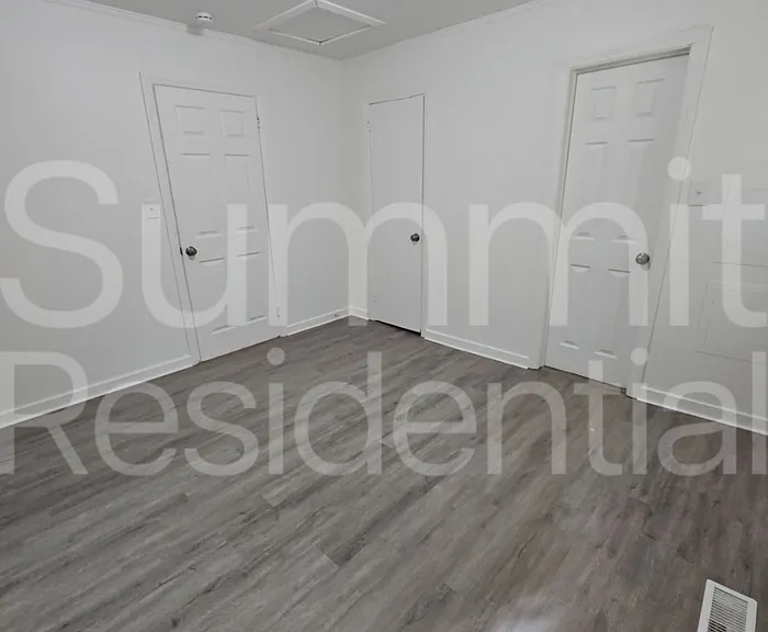 605 Betty St #B — Photo 16