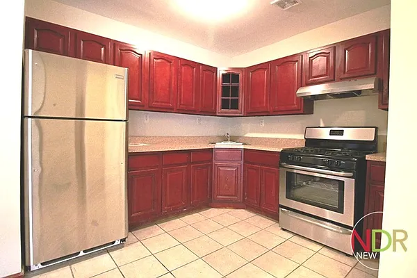 Rented by Next Door Realty NYC | media 33