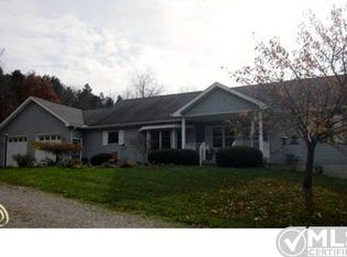 8335 Kier Rd, Clarkston, MI 48348