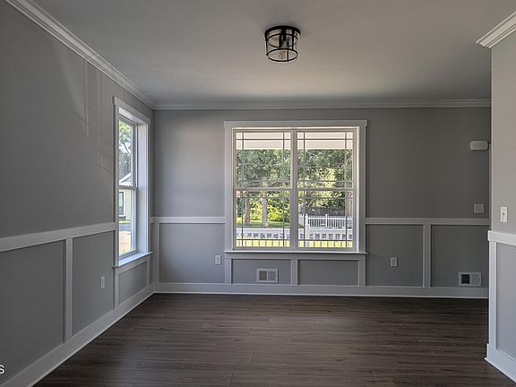2nd image of 510 4th Avenue