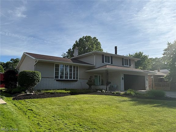 3rd image of 13981 Indian Creek Dr