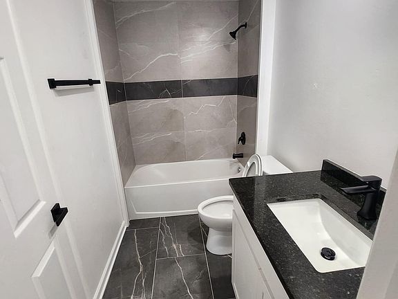 2nd image of 4205 SW 7th Pl