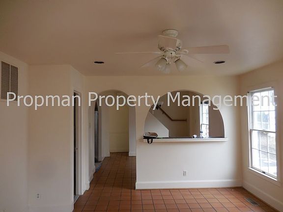 4th image of 6452 Holyoke Dr
