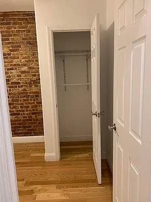 Rented by Centric New York | media 17