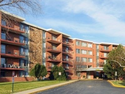 16 E Old Willow Rd APT 116S, Prospect Heights, IL, 60070