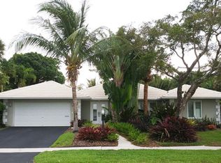 880 Hickory Ter, Boca Raton, FL 33486