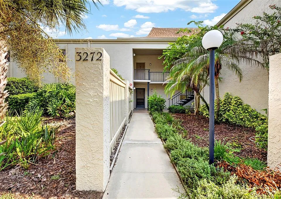 3272 S Semoran Blvd #11