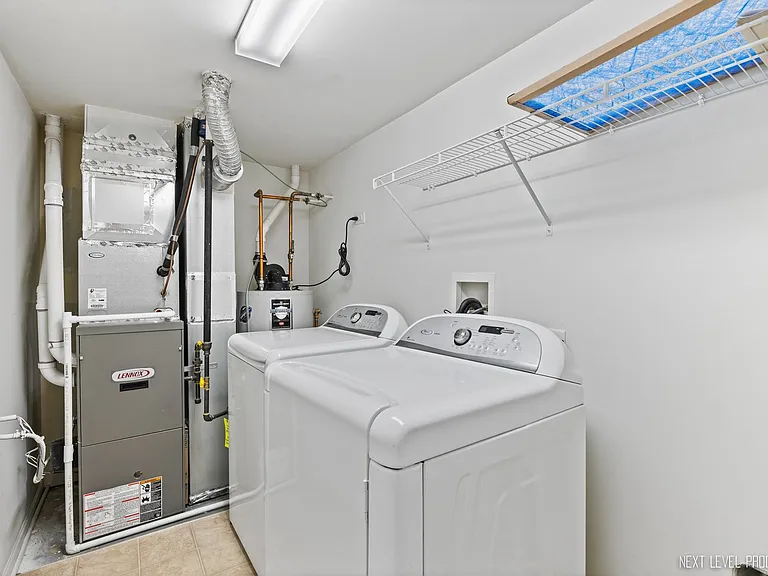 260 Devoe Dr — Photo 21
