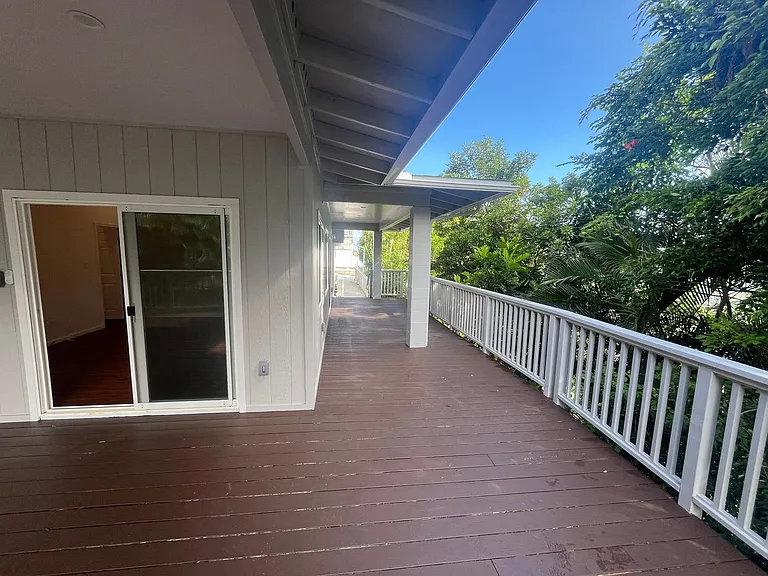 920 Leighton St — Photo 16