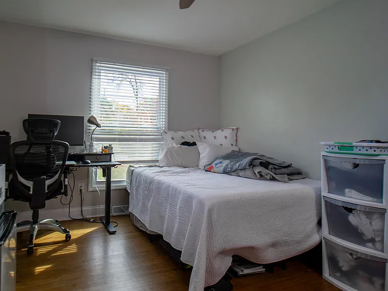 3520 Sargeant Dr — Photo 16