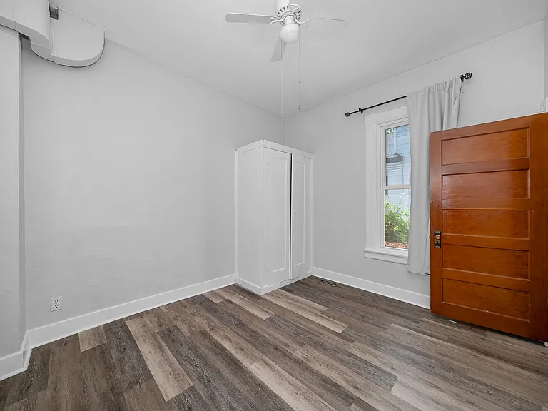 508 E 9th Ave — Photo 17