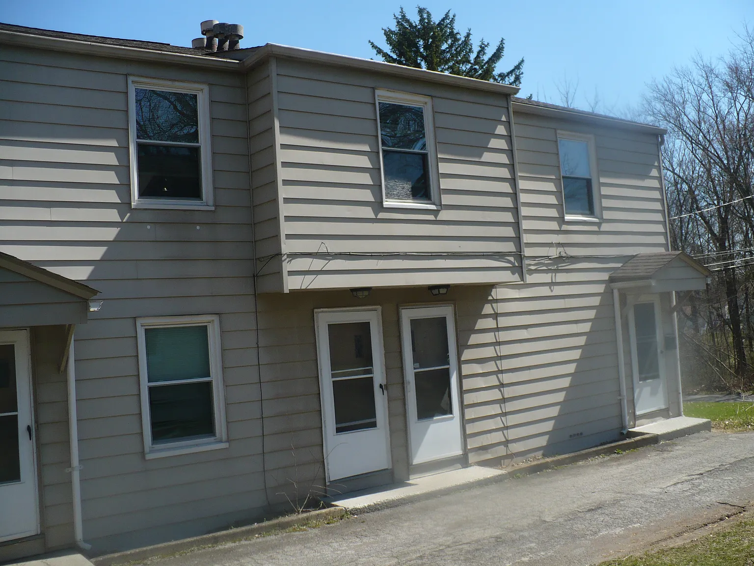 1 bed, $700 — Photo 2