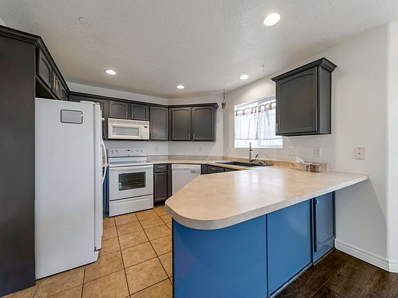 4th image of 3969 W Romney Park Dr APT E8