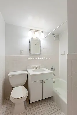 Rented by Mirador Real Estate | media 22