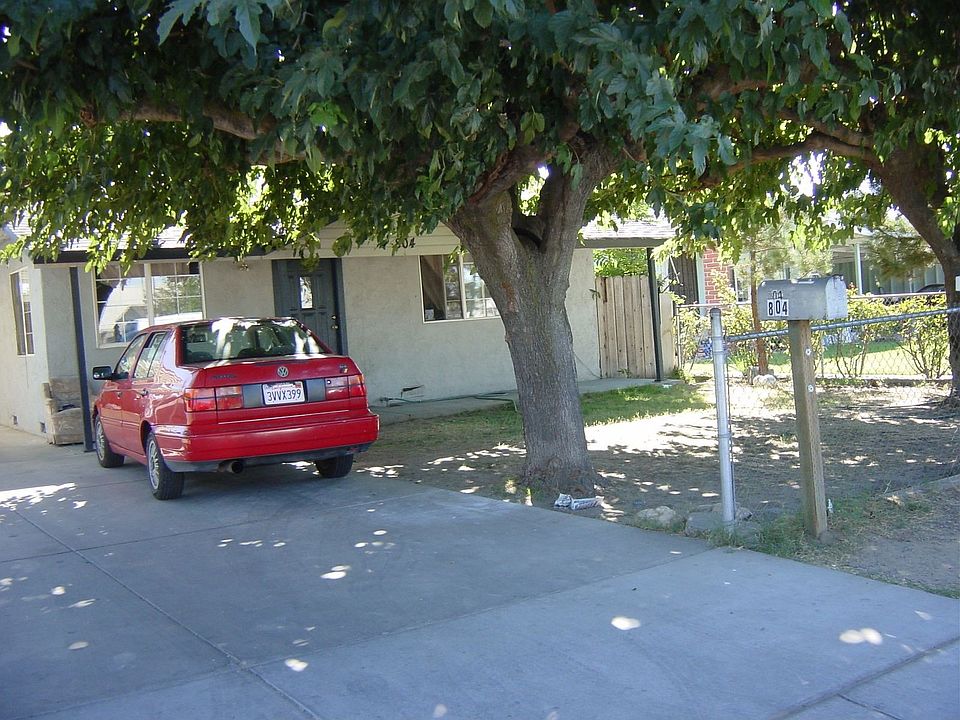 2nd image of 804 Glenn Ave