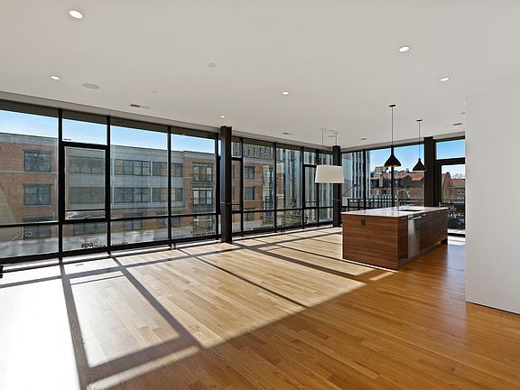 3rd image of 147 N Euclid Ave Unit 301