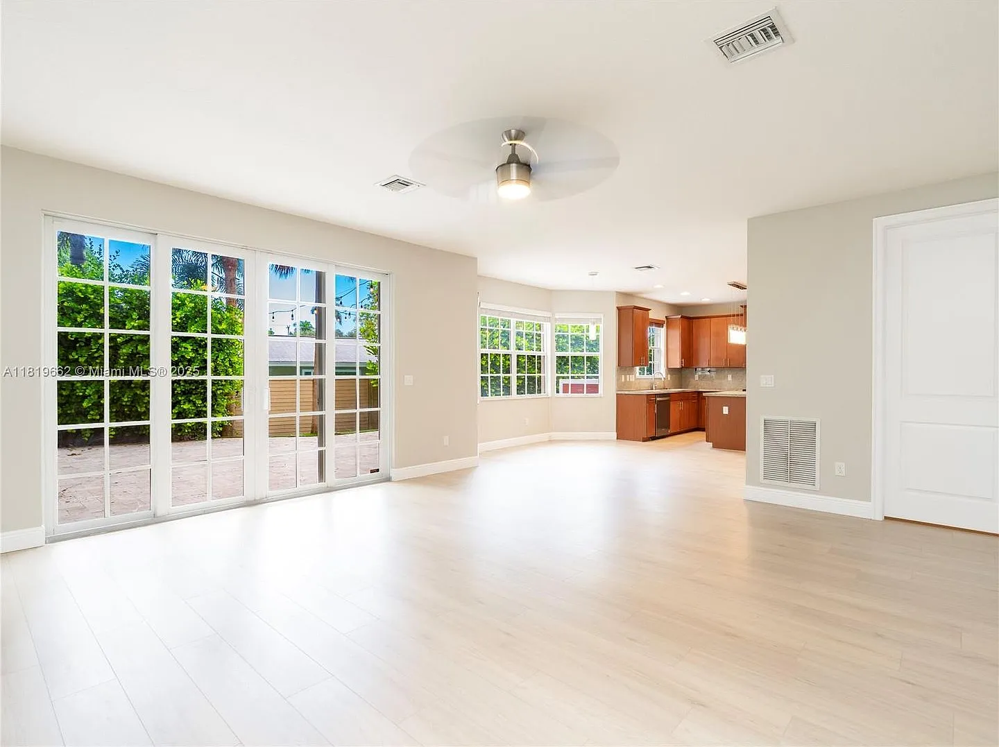 2028 SW 16th Terrace 2028, Fort Lauderdale, FL 33315 — Photo 4