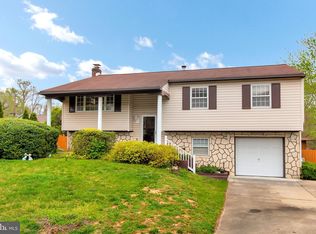 2400 W Colonial Dr, Upper Chichester, PA 19061
